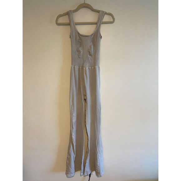 Free People Good Karma Flared Onesie in "Ice Grey" SIZE SMALL - Picture 2 of 7